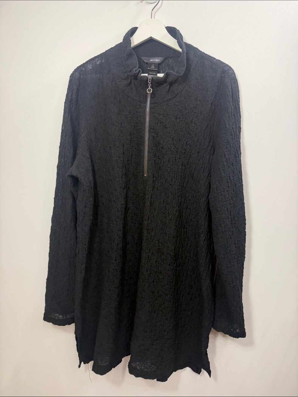Ali Miles Black 1/2 zip Textured top size 1X